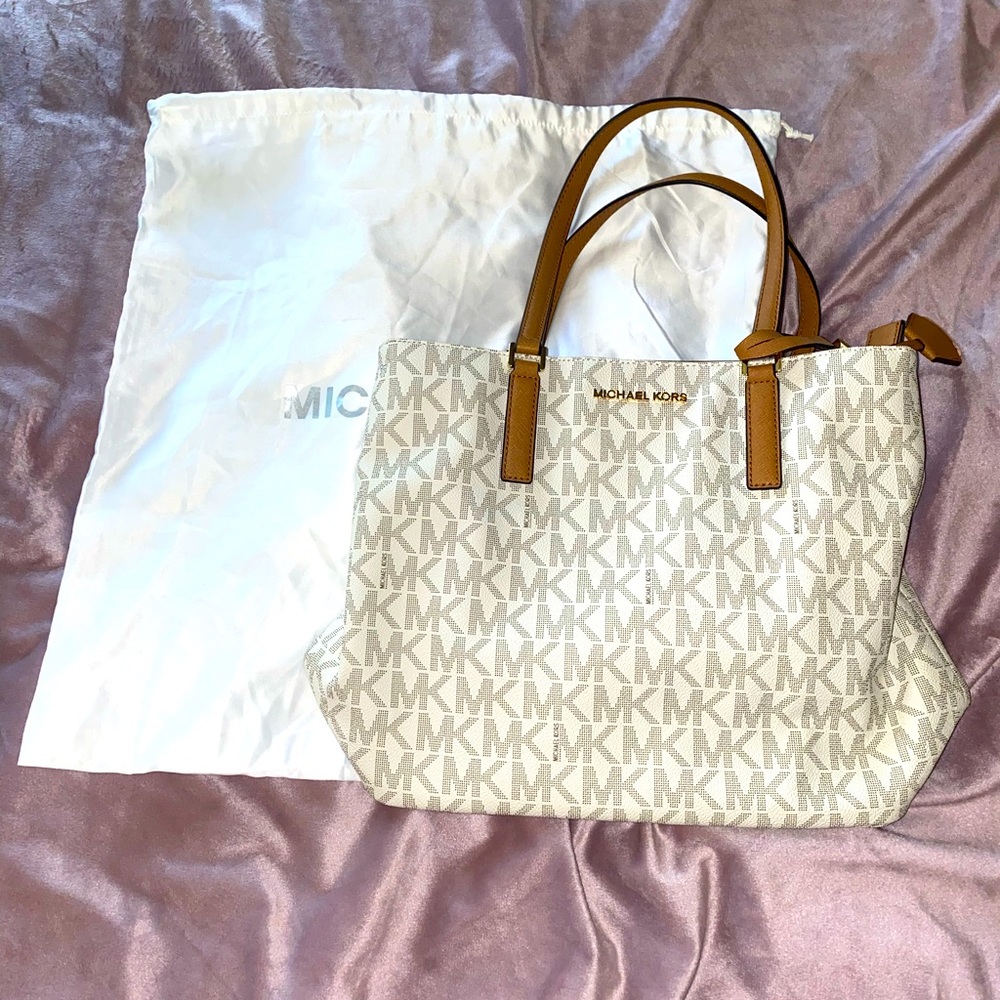 MICHAEL Michael Kors Morgan Large Shoulder Tote